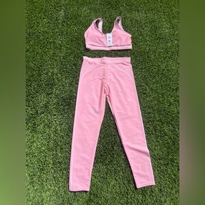 ALO Yoga Pink Leggings and sport bra